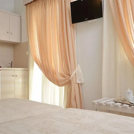 Blue Sky Aparthotel Naxos City